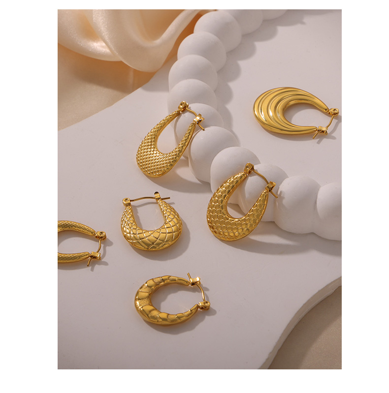 1 Pair Casual Elegant Simple Style U Shape Plating Titanium Steel 18K Gold Plated Earrings display picture 2