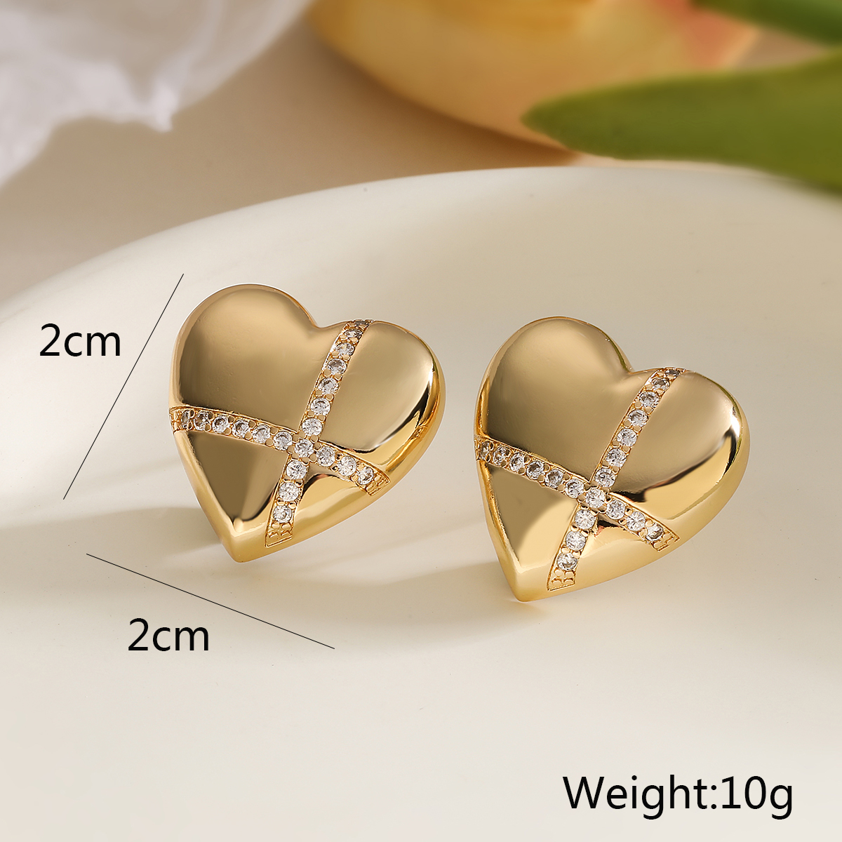 1 Pair Retro Simple Style Commute Heart Shape Inlay Copper Zircon 18K Gold Plated Ear Studs display picture 2