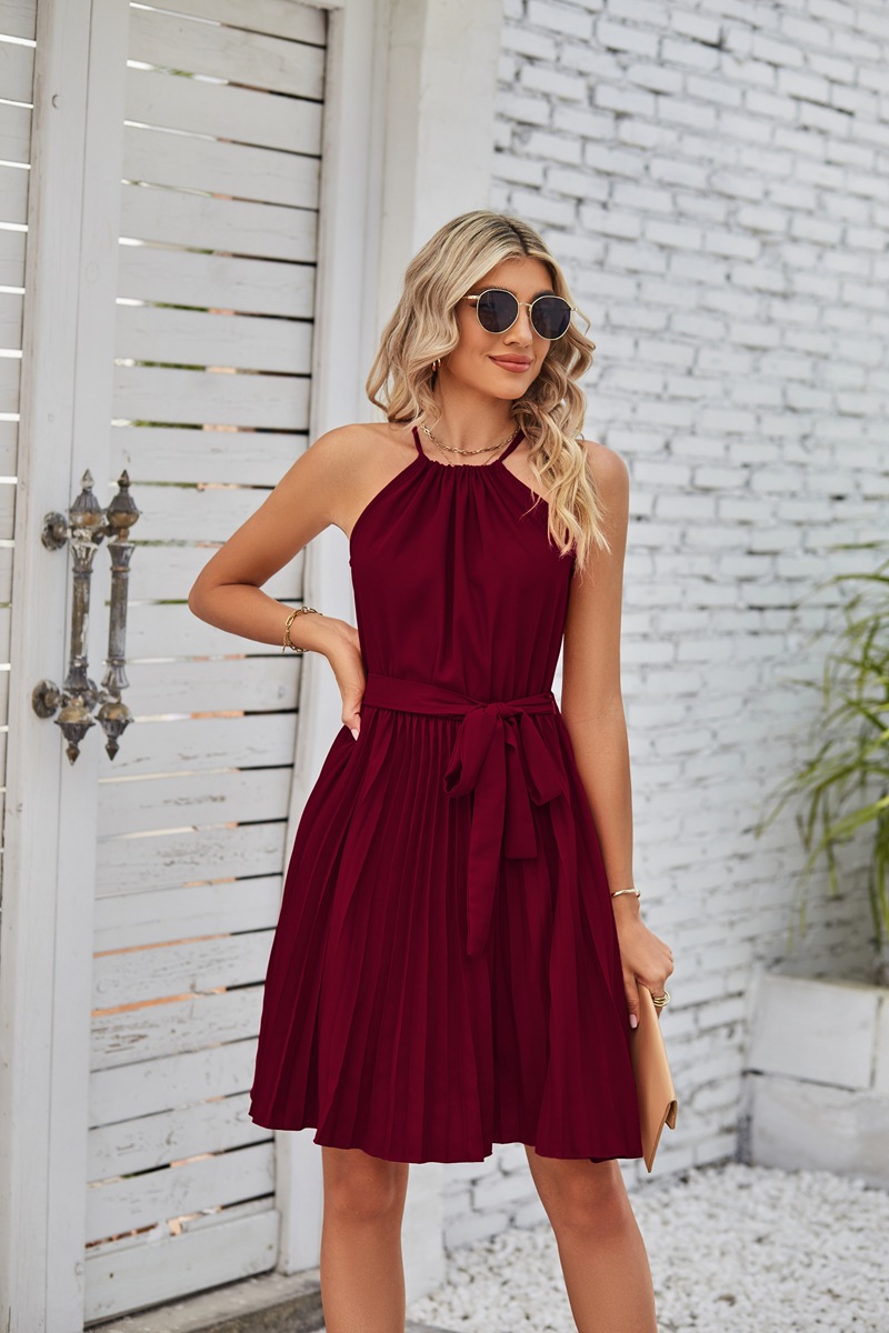 Women's Chiffon Dress Elegant Halter Neck Ruched Sleeveless Solid Color Knee-Length Daily display picture 17