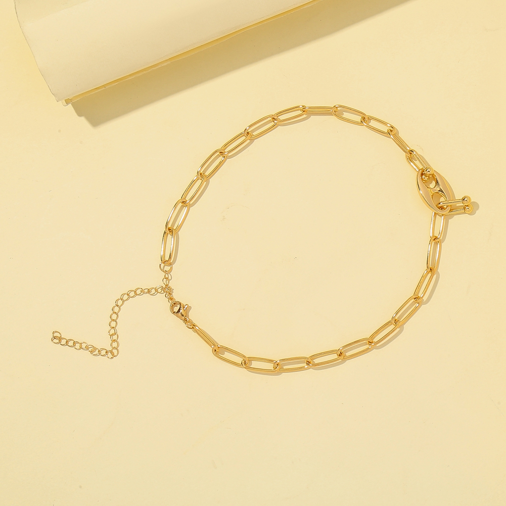 Style Simple Lettre Alliage Plaqué Or 18K Femmes Collier display picture 3