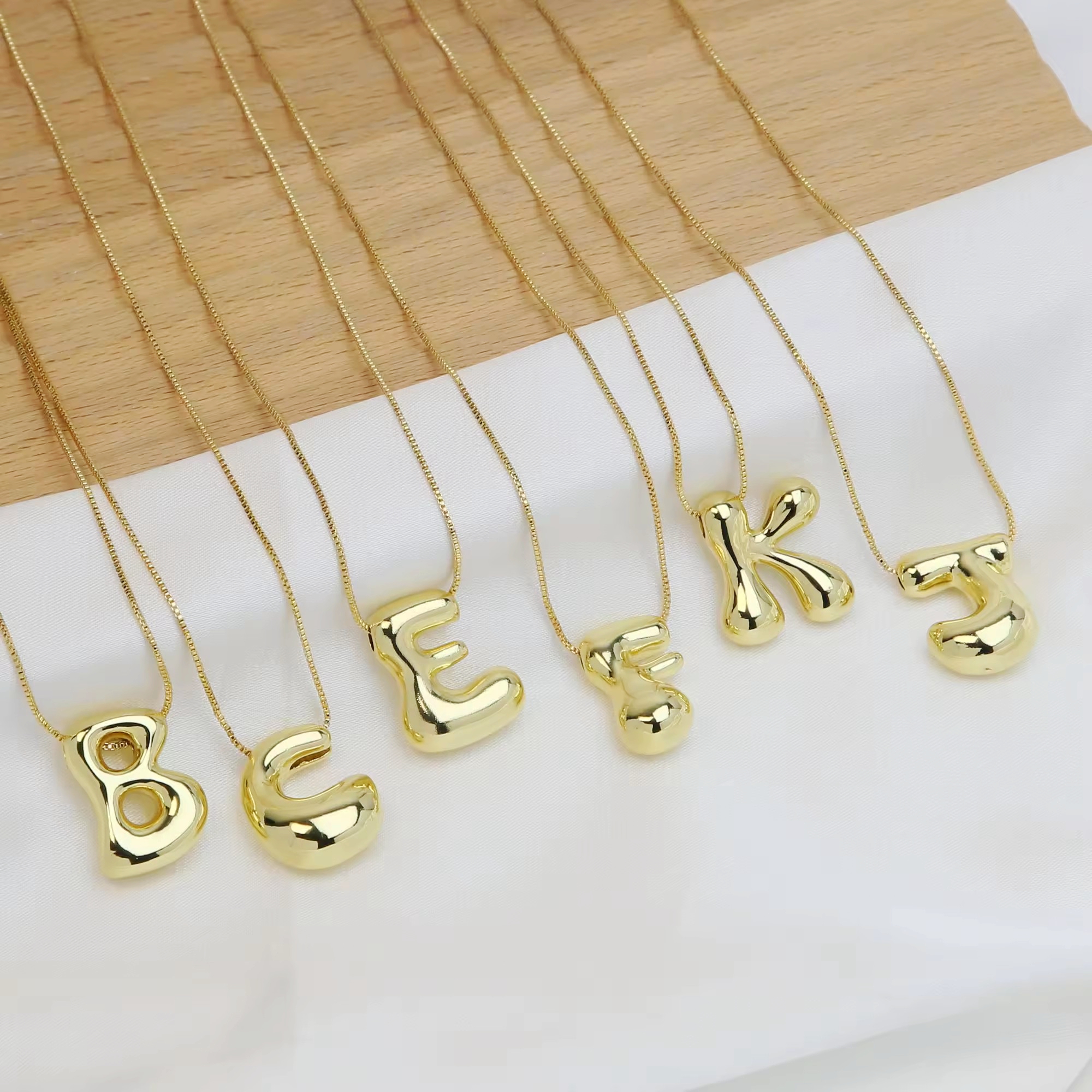 Copper 18K Gold Plated Simple Style Letter Plating Pendant Necklace display picture 23