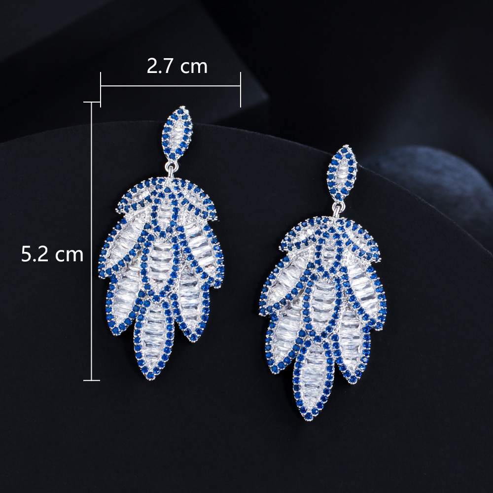 1 Pair Casual Romantic Leaves Inlay Copper Zircon White Gold Plated Drop Earrings display picture 6