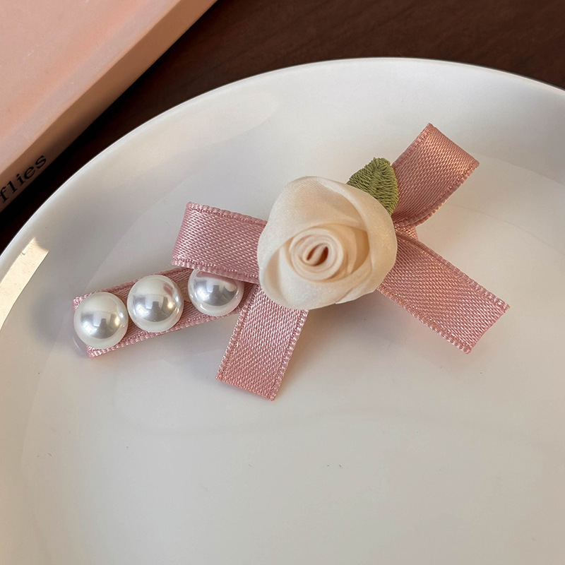 Women's Princess Cute Sweet Flower Imitation Pearl Alloy Cloth Hair Clip display picture 9