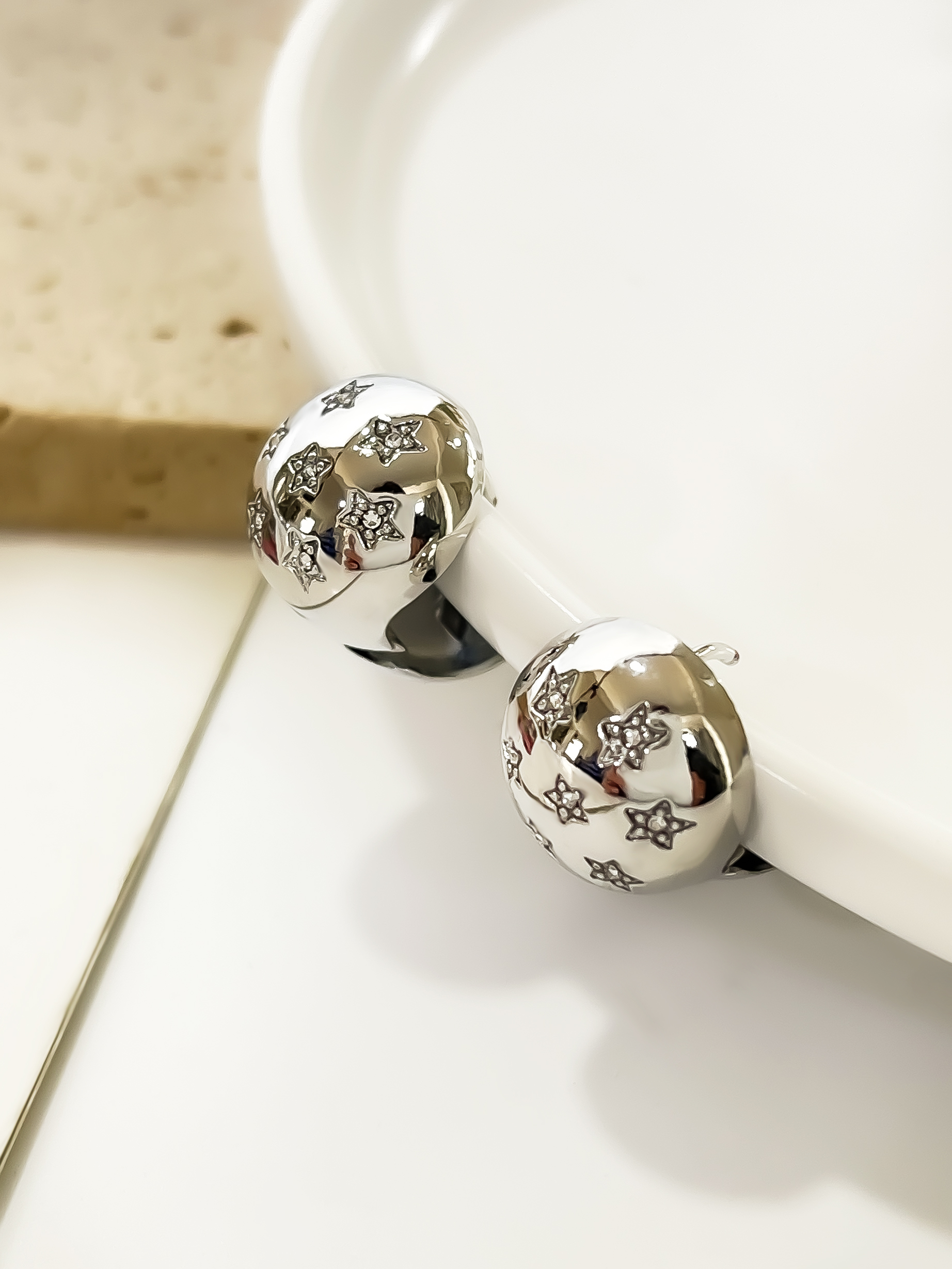 1 Pair Elegant Modern Style Sweet Star Inlay Stainless Steel Rhinestones 18K Gold Plated Earrings display picture 7
