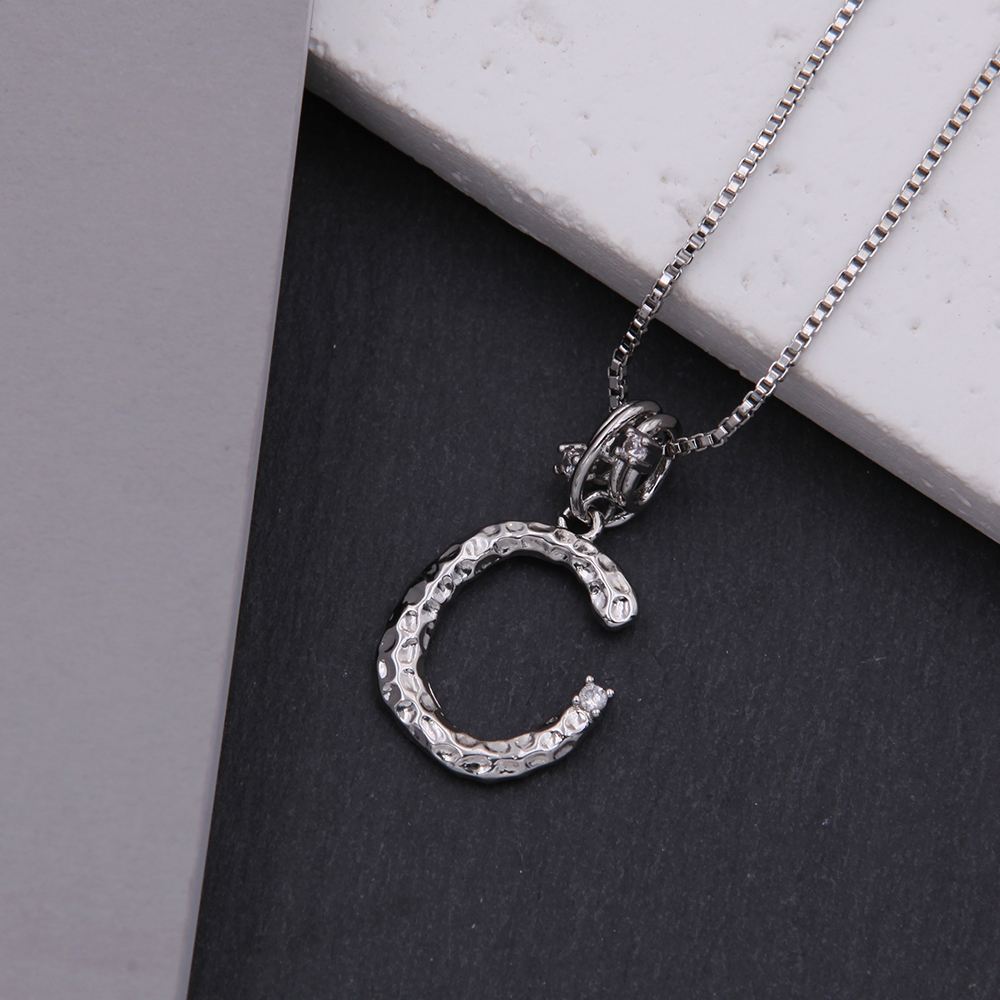 Copper White Gold Plated Simple Style Shiny Letter Inlay Zircon Pendant Necklace display picture 7