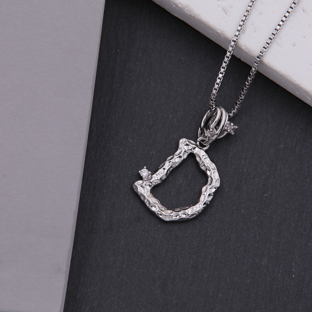 Copper White Gold Plated Simple Style Shiny Letter Inlay Zircon Pendant Necklace display picture 8
