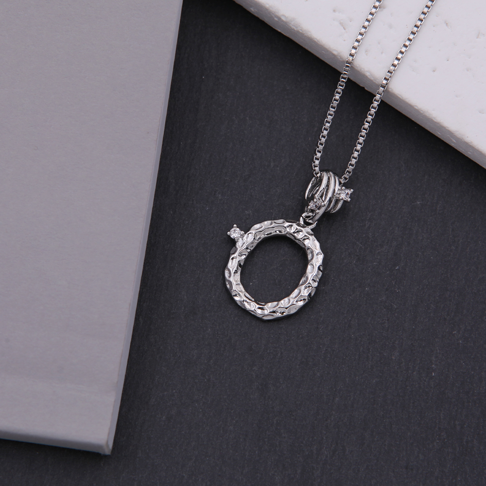 Copper White Gold Plated Simple Style Shiny Letter Inlay Zircon Pendant Necklace display picture 20