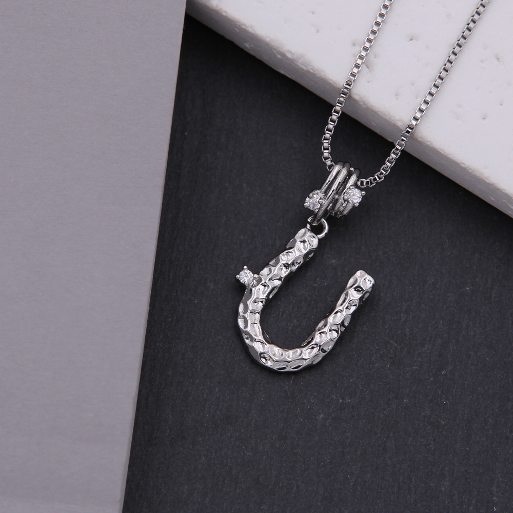 Copper White Gold Plated Simple Style Shiny Letter Inlay Zircon Pendant Necklace display picture 22