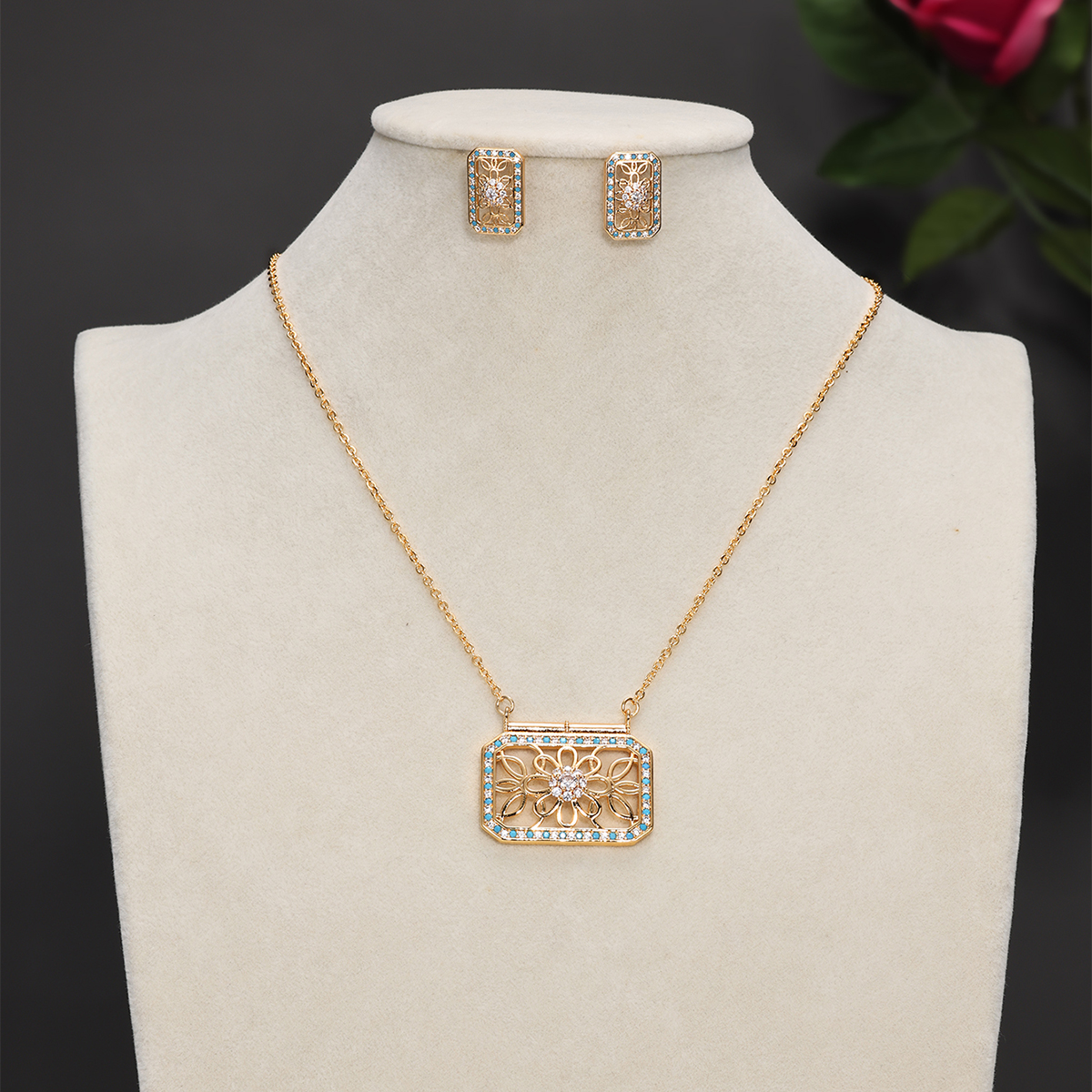 Copper 18K Gold Plated Ethnic Style Pastoral Simple Style Hollow Out Inlay Printing Zircon Jewelry Set display picture 7