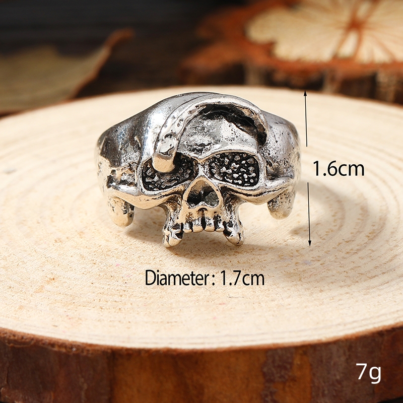 Vintage Style Rock Skull Alloy Silver Plated Men's Rings display picture 3