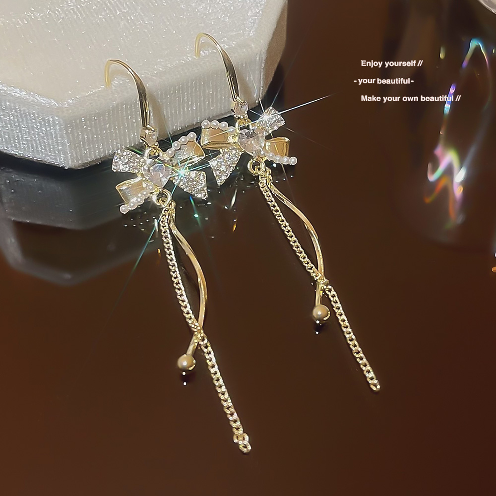 1 Piece IG Style Sweet Bow Knot Inlay Alloy Copper Zircon 18K Gold Plated Ear Hook display picture 2