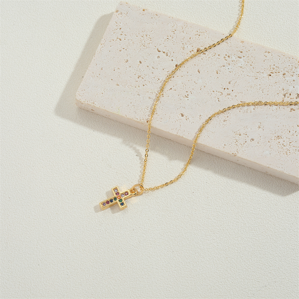 Copper 14K Gold Plated Vintage Style Simple Style Commute Inlay Cross Palm Zircon Pendant Necklace display picture 3