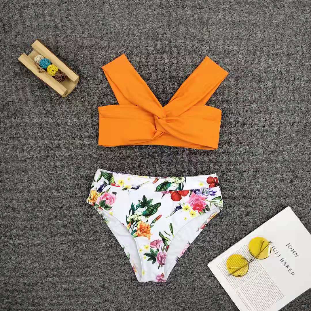 Women's Flower 2 Pieces Set Bikinis Swimwear display picture 9