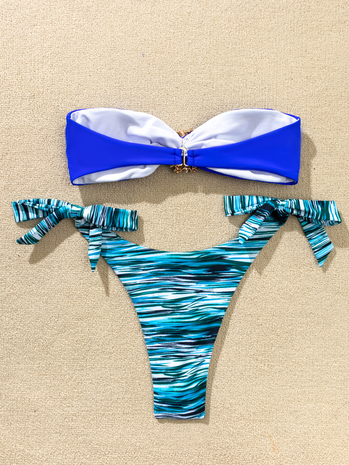 Women's Waves 2 Pieces Set Bikinis Swimwear display picture 3