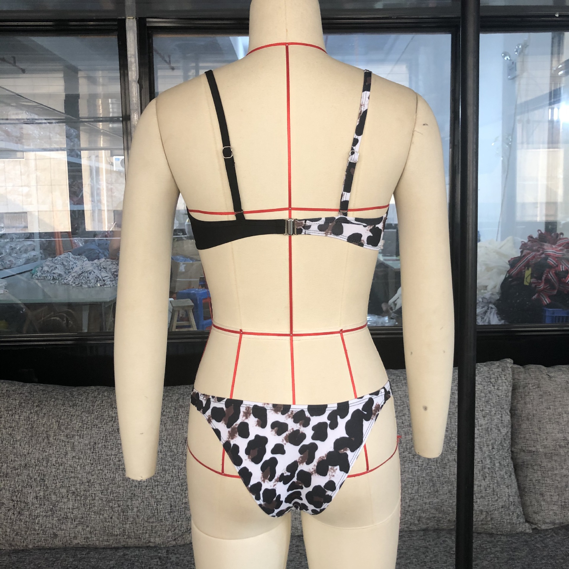 Women's Leopard 2 Pieces Set Bikinis Swimwear display picture 9