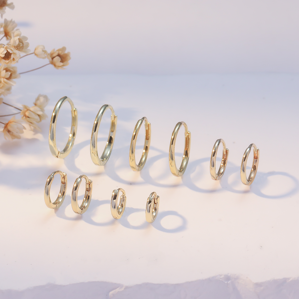1 Pair Elegant Simple Style Circle Copper K Gold Plated Hoop Earrings Earrings display picture 1