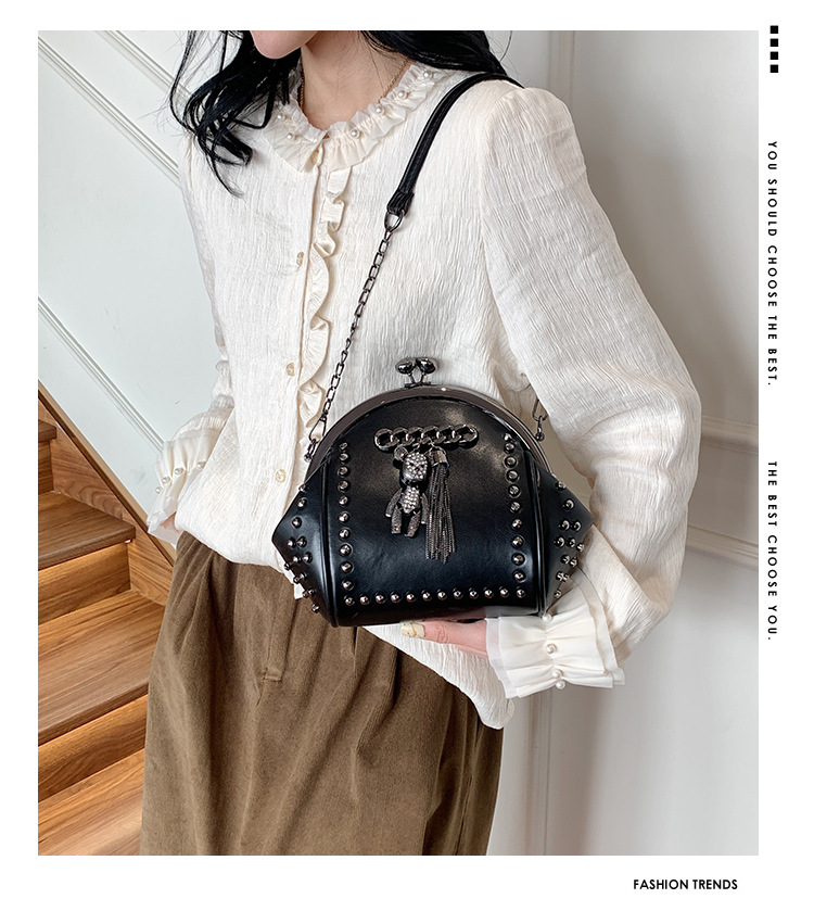 Women's Small Pu Leather Little Bear Streetwear Tassel Rivet Buckle Dome Bag display picture 1