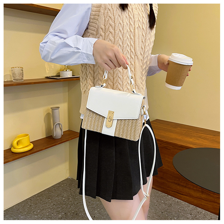Women's Small Straw Color Block Vacation Beach Weave Square Lock Clasp Crossbody Bag Straw Bag display picture 2