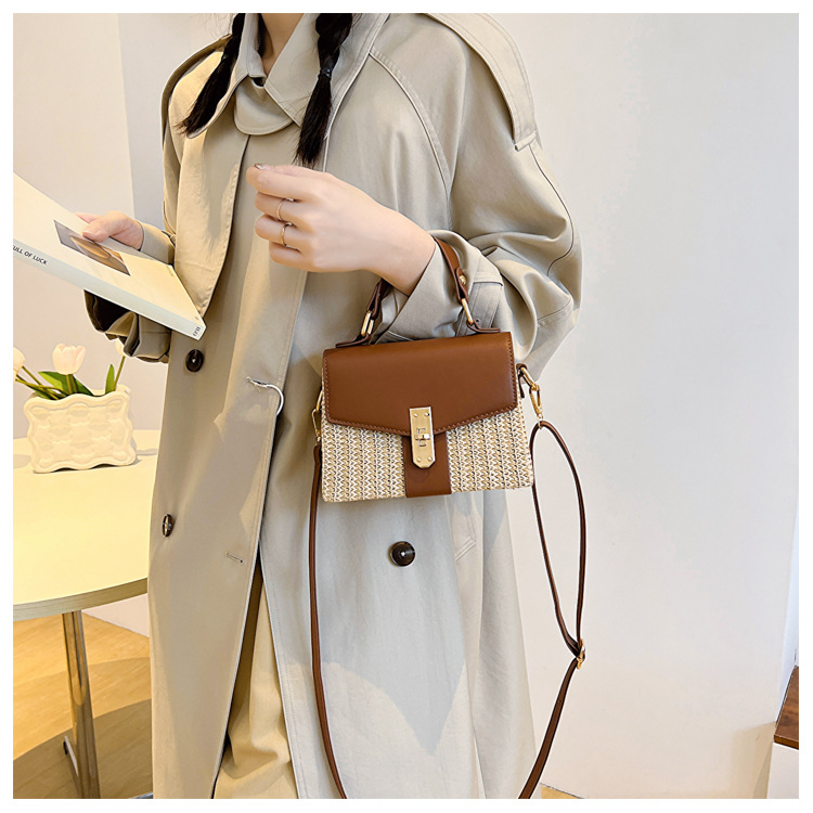 Women's Small Straw Color Block Vacation Beach Weave Square Lock Clasp Crossbody Bag Straw Bag display picture 4