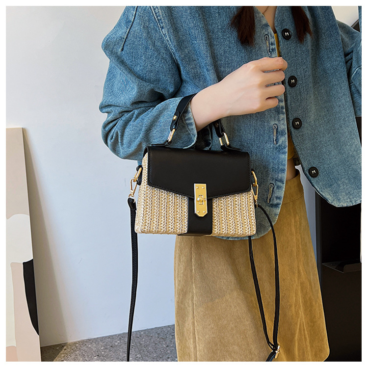 Women's Small Straw Color Block Vacation Beach Weave Square Lock Clasp Crossbody Bag Straw Bag display picture 9
