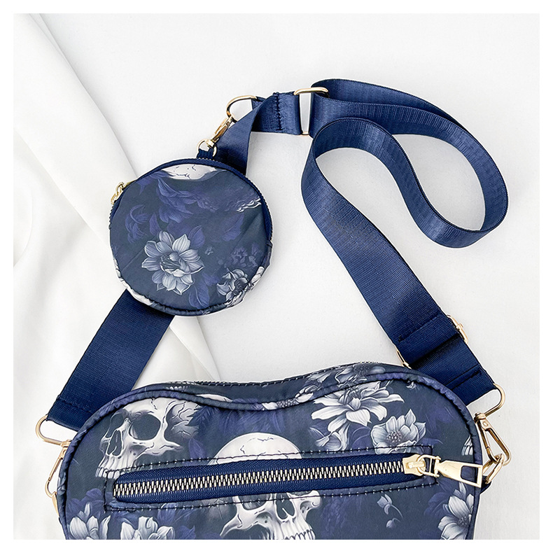 Women's Small Oxford Cloth Skull Streetwear Heart-shaped Zipper Bag Sets Crossbody Bag display picture 9