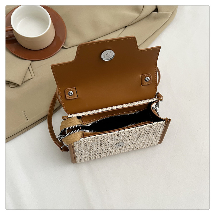 Women's Small Straw Color Block Vacation Beach Square Flip Cover Crossbody Bag Straw Bag display picture 10