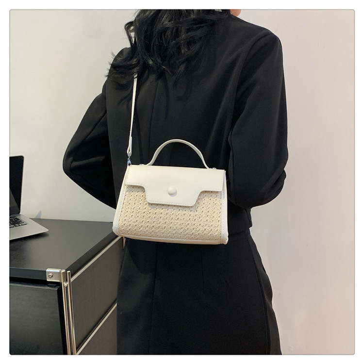 Women's Small Straw Color Block Vacation Beach Square Flip Cover Crossbody Bag Straw Bag display picture 13