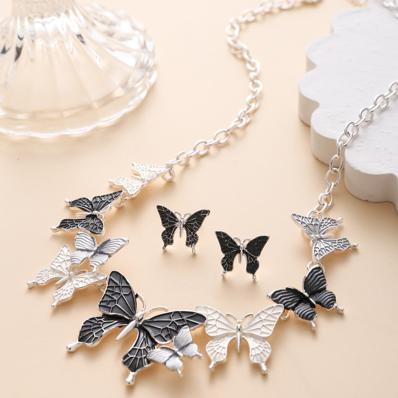 Style Simple Style Classique Papillon Alliage Placage Plaqué Or Femmes Ensemble De Bijoux display picture 4