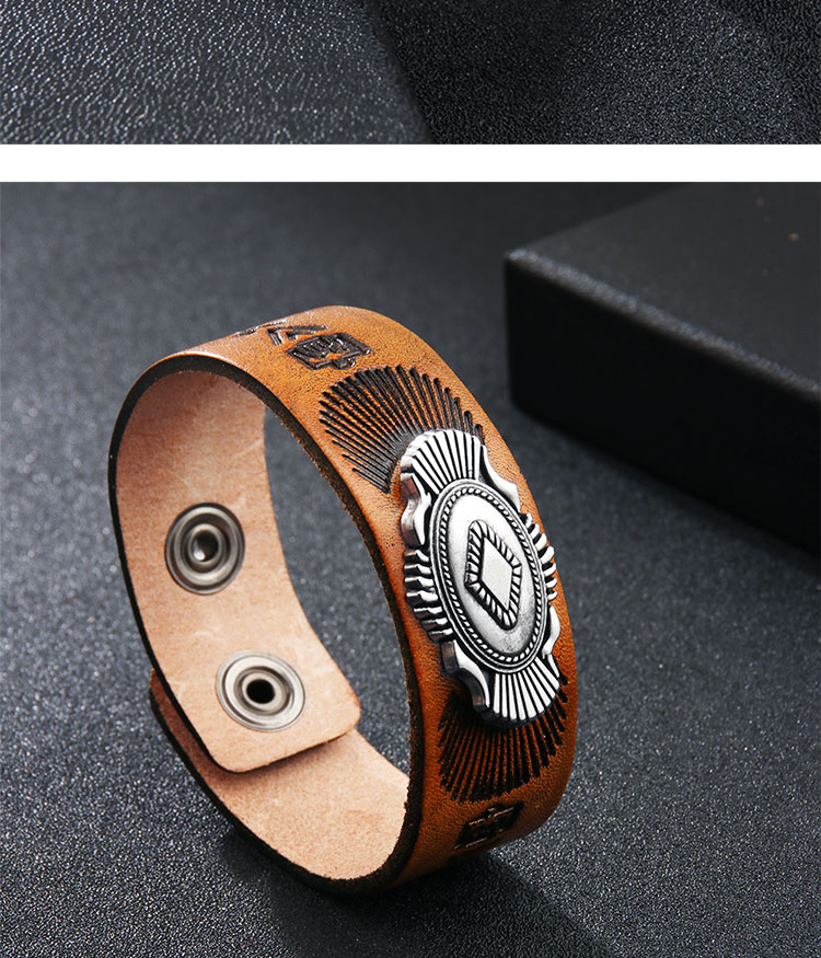 Classical Vintage Style Letter Symbol Rhombus Alloy Leather Men's Wristband display picture 4
