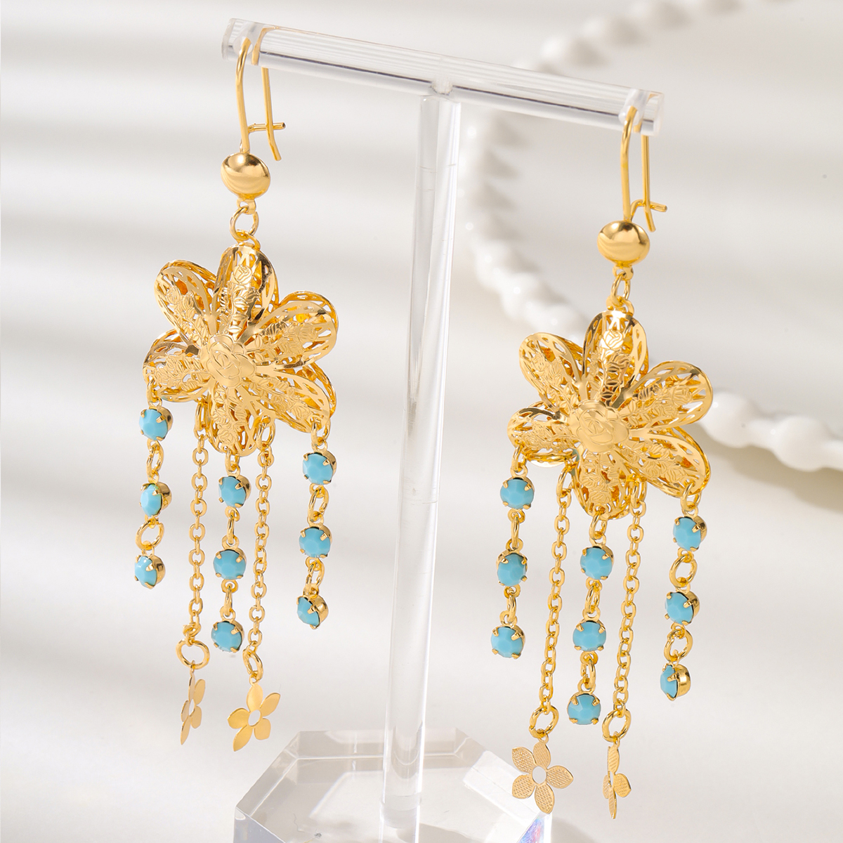 1 Pair Ethnic Style Simple Style Flower Tassel Hollow Out Inlay Copper Turquoise 18K Gold Plated Drop Earrings display picture 2