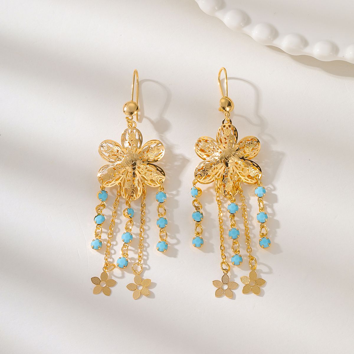 1 Pair Ethnic Style Simple Style Flower Tassel Hollow Out Inlay Copper Turquoise 18K Gold Plated Drop Earrings display picture 3