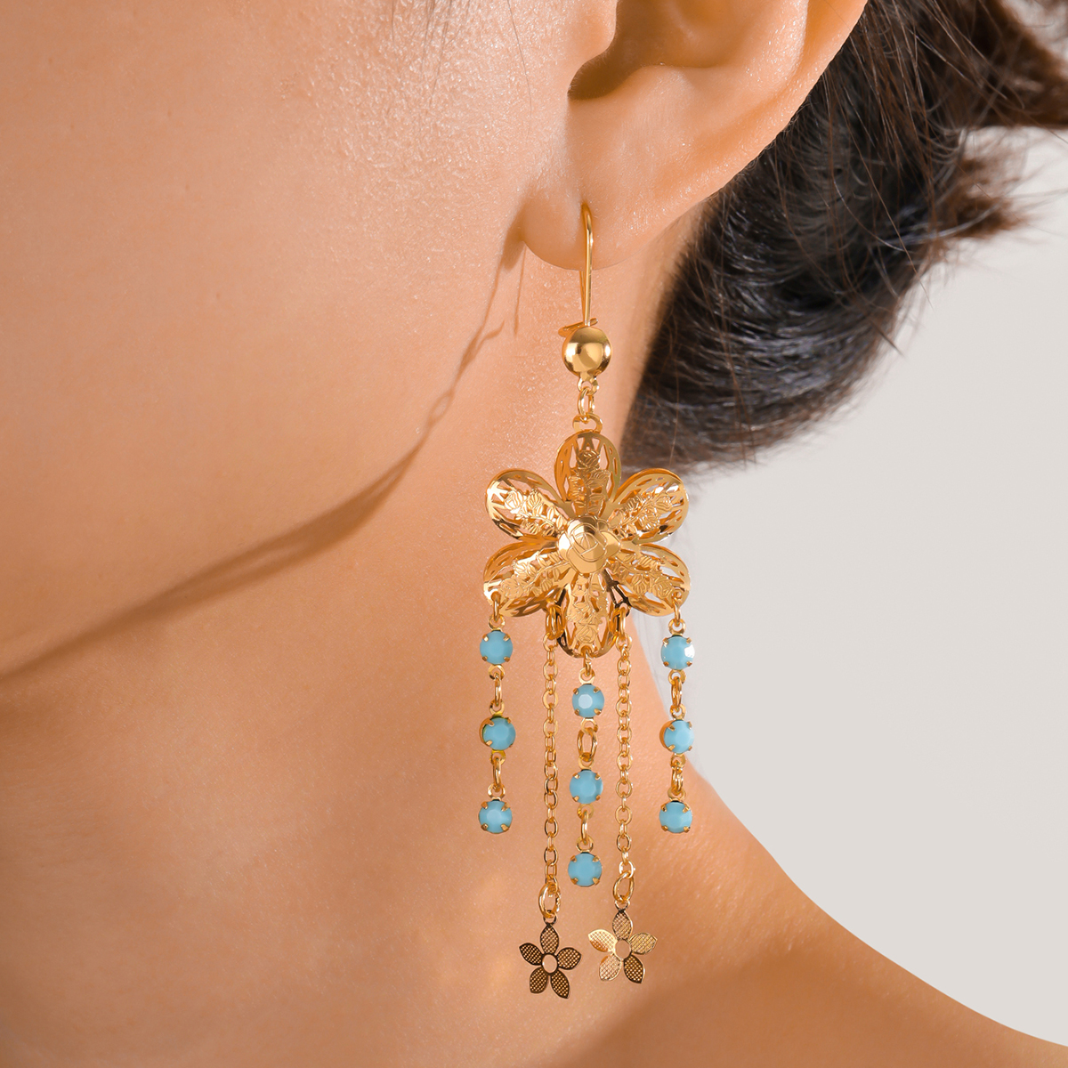 1 Pair Ethnic Style Simple Style Flower Tassel Hollow Out Inlay Copper Turquoise 18K Gold Plated Drop Earrings display picture 4