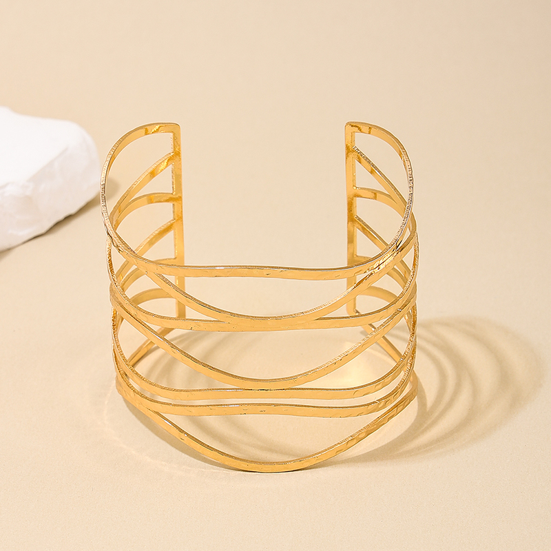 IG Style Exaggerated Modern Style Geometric Solid Color Alloy Women's Bangle display picture 2