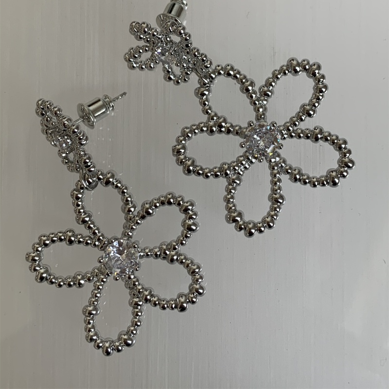 1 Pair Casual Elegant Modern Style Flower Plating Inlay Brass Rhinestones Zircon Drop Earrings display picture 21