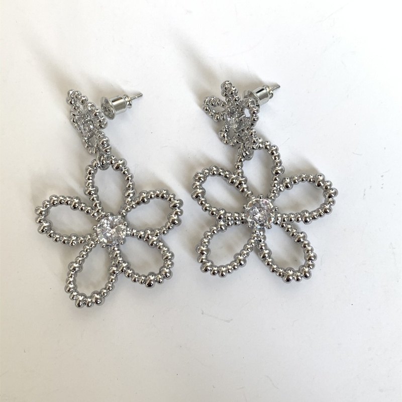 1 Pair Casual Elegant Modern Style Flower Plating Inlay Brass Rhinestones Zircon Drop Earrings display picture 20