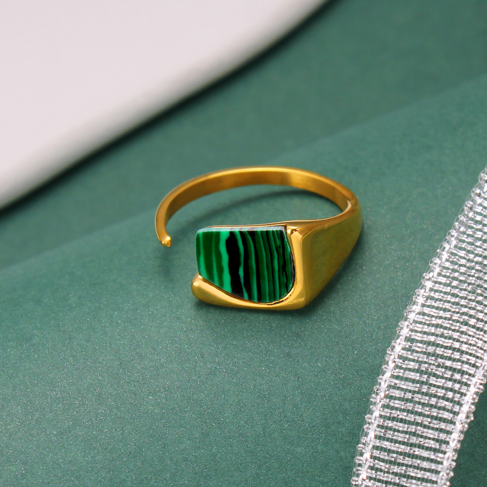 304 Stainless Steel 18K Gold Plated Elegant Lady Classic Style Inlay Geometric Malachite Open Rings display picture 6