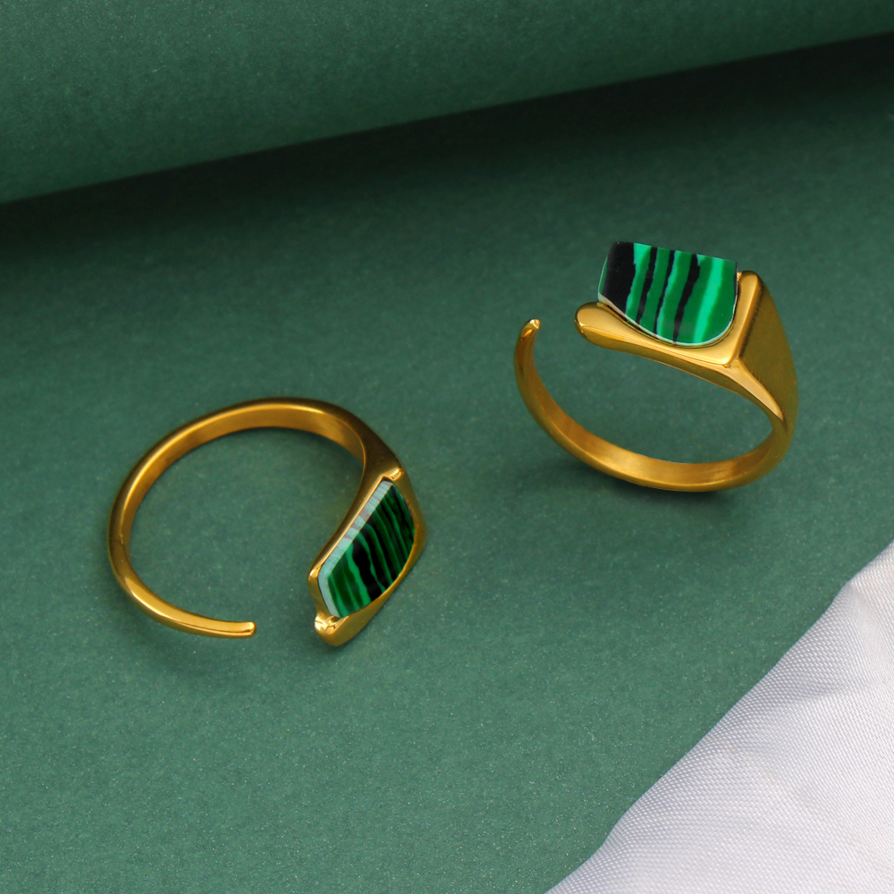 304 Stainless Steel 18K Gold Plated Elegant Lady Classic Style Inlay Geometric Malachite Open Rings display picture 7
