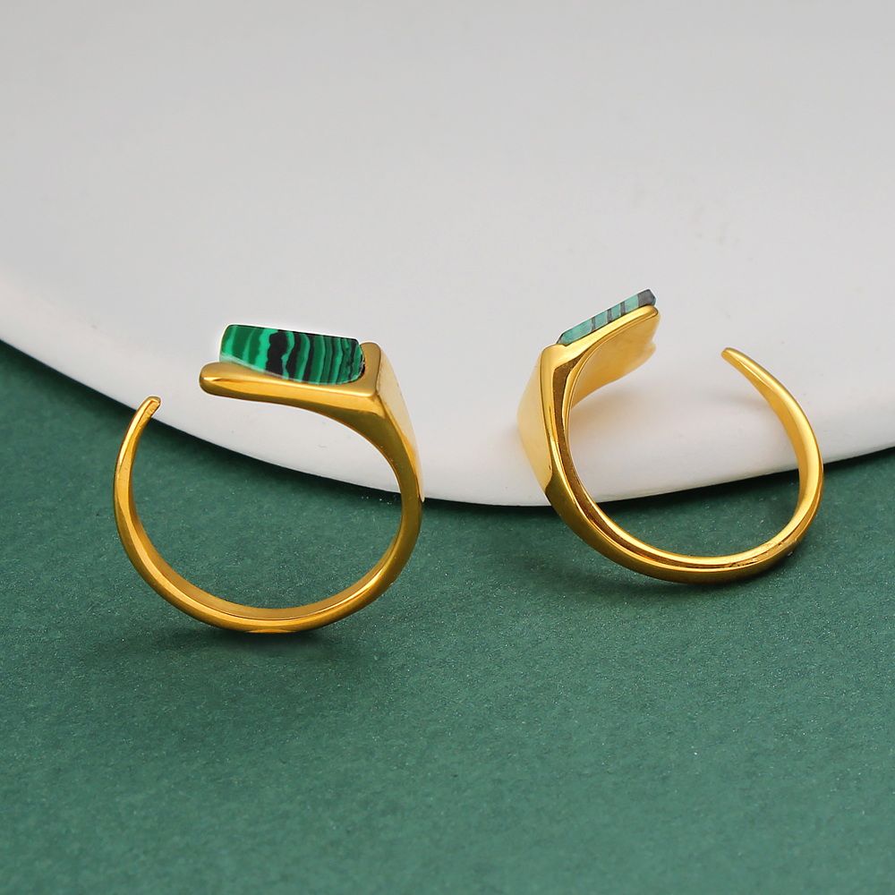 304 Stainless Steel 18K Gold Plated Elegant Lady Classic Style Inlay Geometric Malachite Open Rings display picture 11