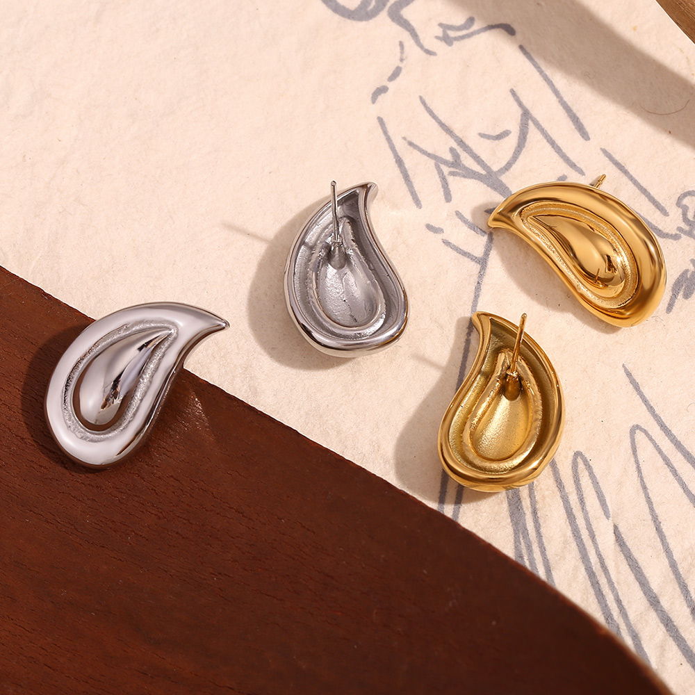 1 Pair Vintage Style Simple Style Classic Style Water Droplets Solid Color Plating 304 Stainless Steel 18K Gold Plated Ear Studs display picture 12