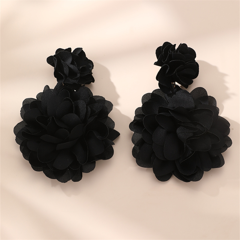 1 Pair Exaggerated Novelty Modern Style Flower Alloy Cloth Drop Earrings display picture 4