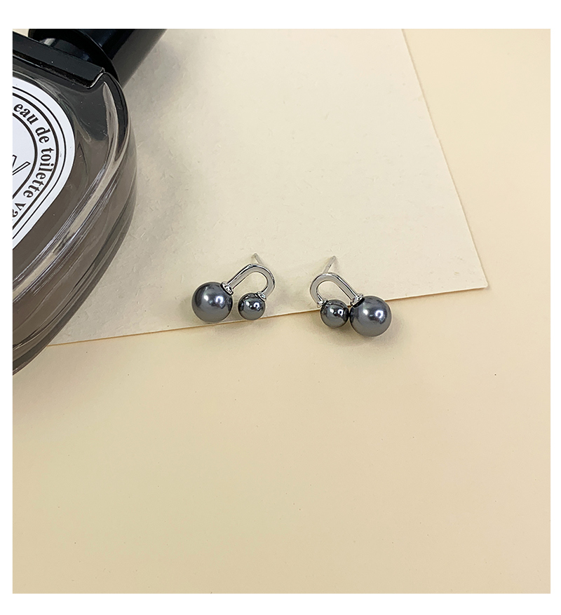 1 Pair Elegant Lady Modern Style Bulb Plating Inlay Sterling Silver Artificial Pearls Ear Studs display picture 3