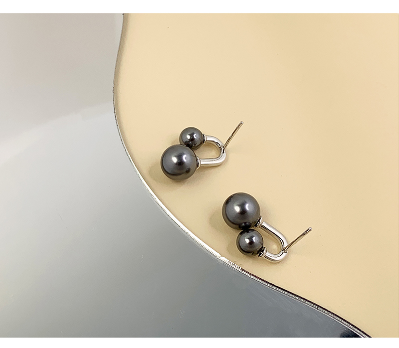 1 Pair Elegant Lady Modern Style Bulb Plating Inlay Sterling Silver Artificial Pearls Ear Studs display picture 5