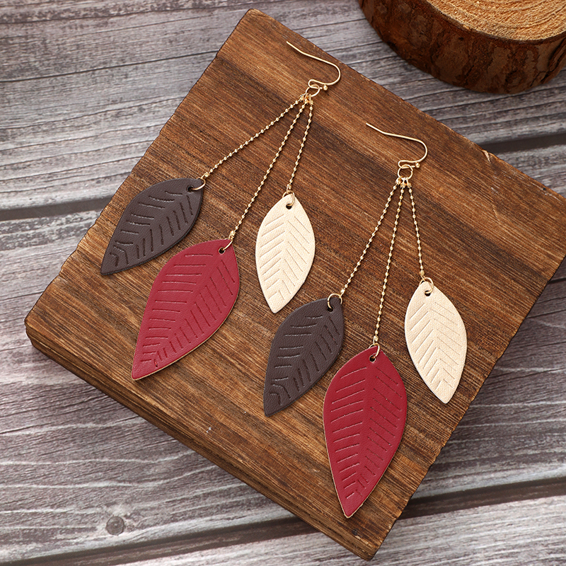 1 Pair Fairy Style Lady Modern Style Leaves Pu Leather Iron Drop Earrings display picture 3