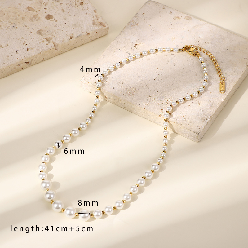 304 Stainless Steel Glass Elegant Lady Classic Style Round Solid Color Necklace display picture 2