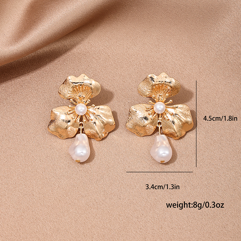 1 Pair Simple Style Classic Style Petal Inlay Zinc Alloy Artificial Pearls Drop Earrings display picture 5