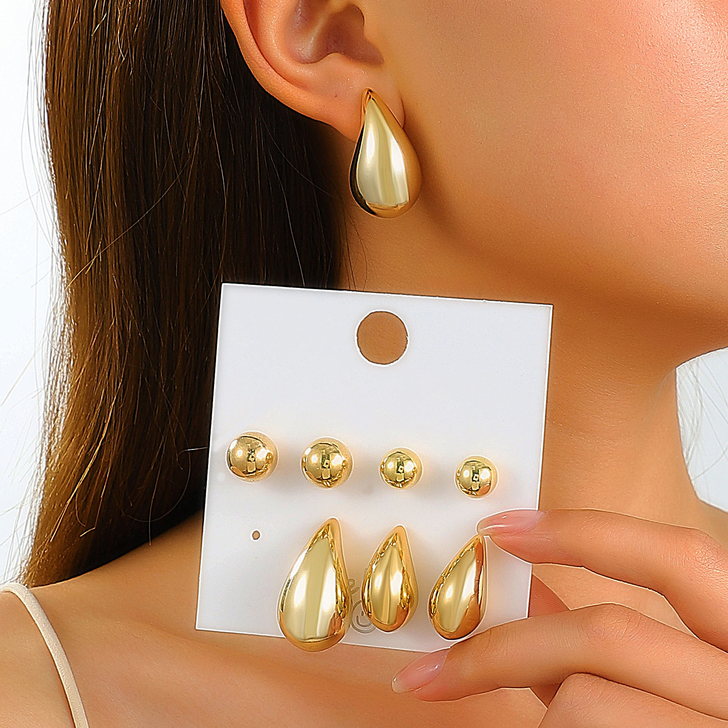 1 Set Basic Simple Style Classic Style Round Water Droplets CCB Ear Studs display picture 4