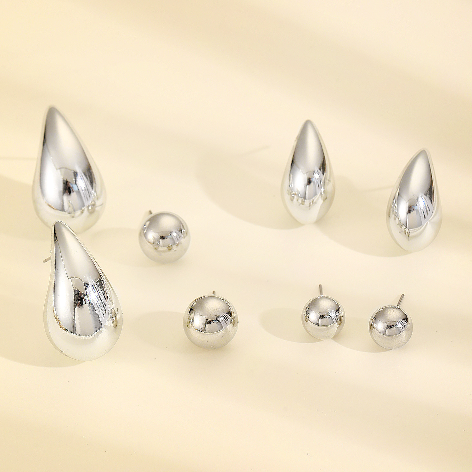 1 Set Basic Simple Style Classic Style Round Water Droplets CCB Ear Studs display picture 2
