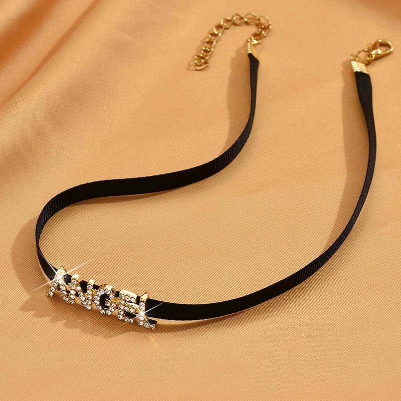 Wholesale Jewelry Simple Style Shiny Letter Alloy Cloth Rhinestones Inlay Choker display picture 3