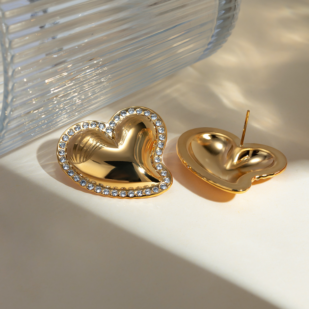 1 Pair IG Style Sweet Heart Shape Inlay 304 Stainless Steel Rhinestones 18K Gold Plated Ear Studs display picture 3