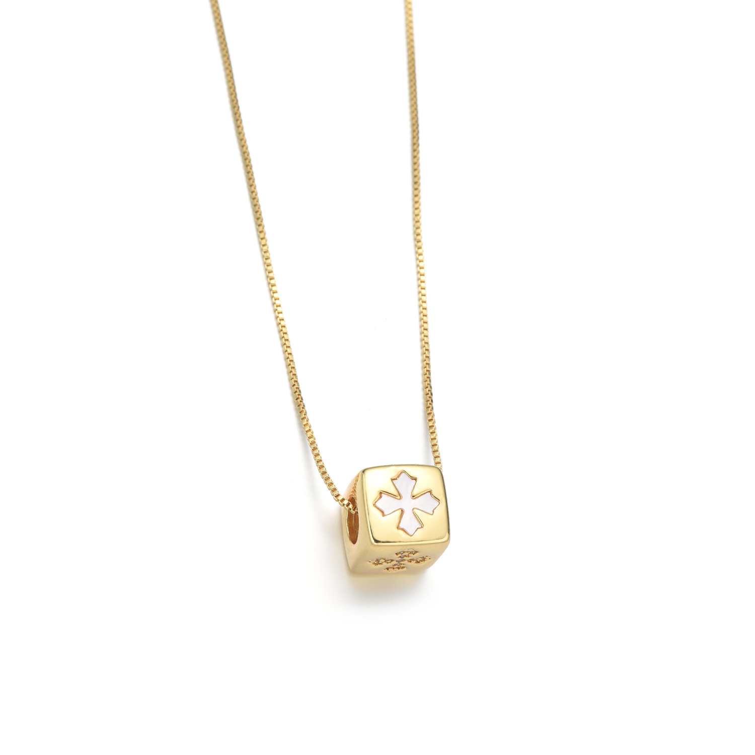 Copper 18K Gold Plated IG Style Simple Style Inlay Cross Lips Square Shell Zircon Necklace display picture 7